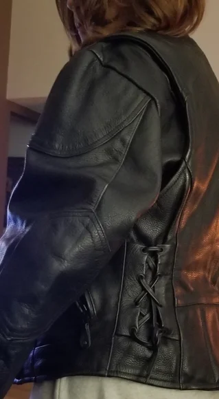 Women's leather motorcycle jacket - Picture 16 of 16